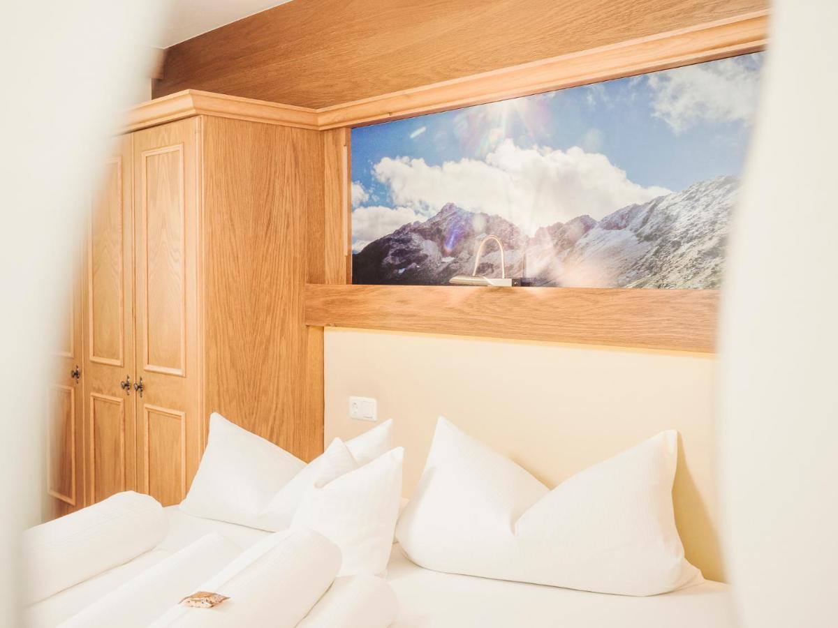 Gaestehaus Oblasser Mayrhofen Exterior photo